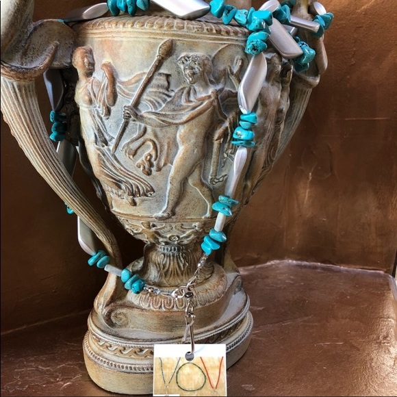 💙Sale💙 Beautiful Blue Bold Turquoise Necklace - Picture 2 of 7